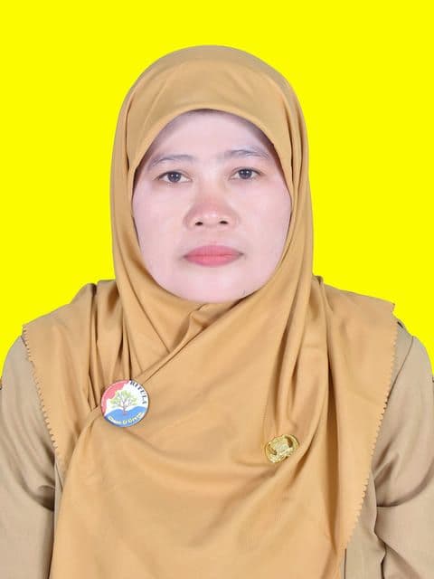 Pasfoto Eni Latifah, S.Pd.I.