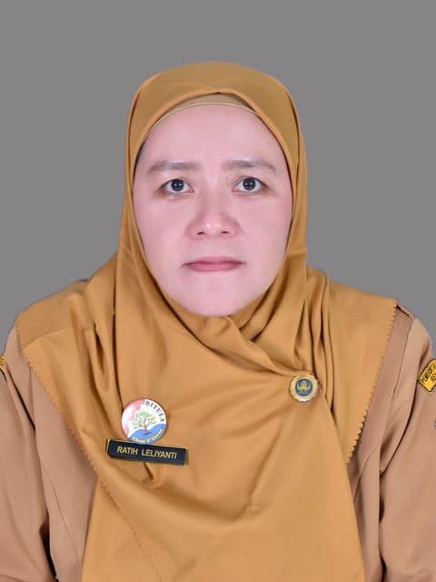 Pasfoto Ratih Leliyanti, S.Pd.